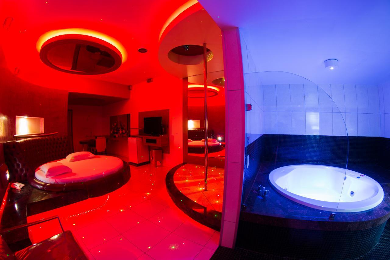 Netuno (adults Only) Love hotel